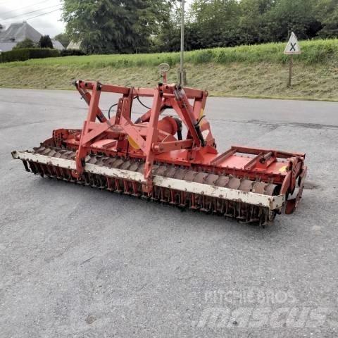 Kuhn HR3001D Grades mecânicas e moto-cultivadores