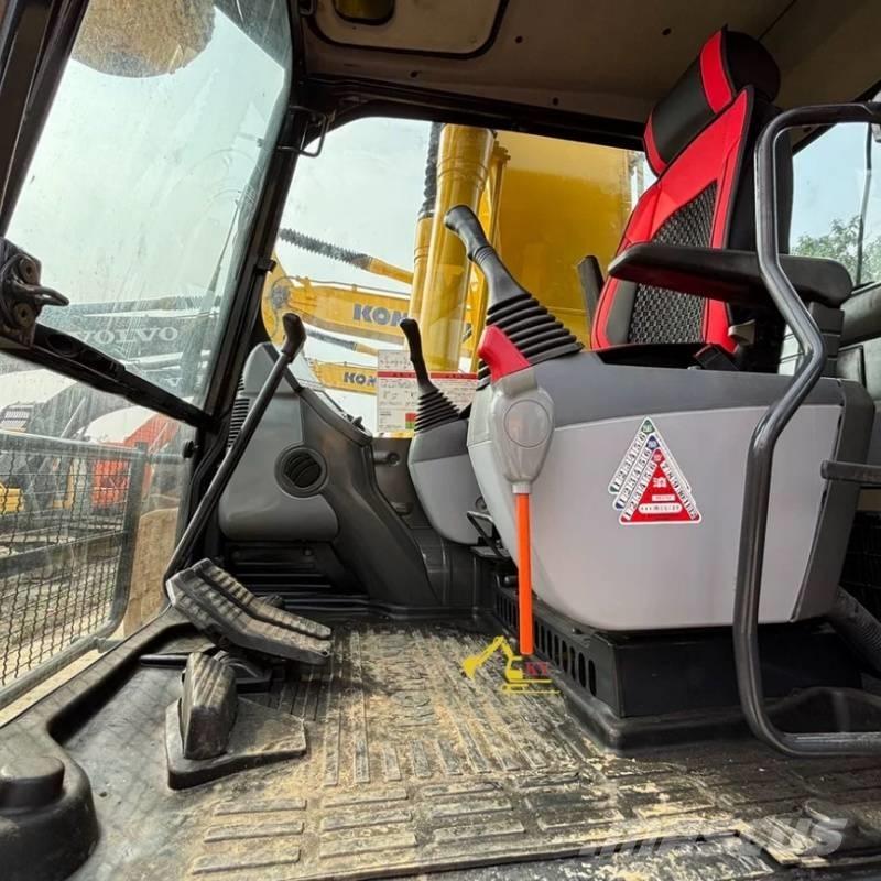 Komatsu PC 220-8 Escavadeiras de esteiras