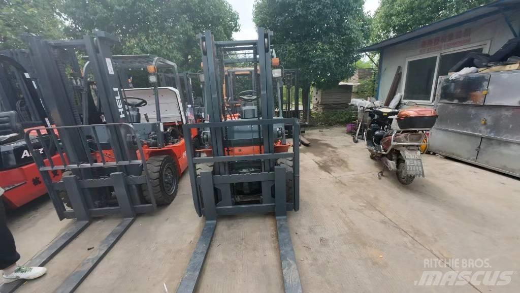 Heli CPC 30 Empilhadores Diesel