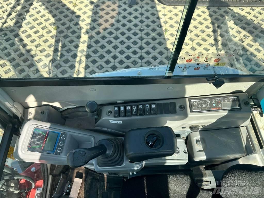 Takeuchi TB325R V1 Miniescavadeiras