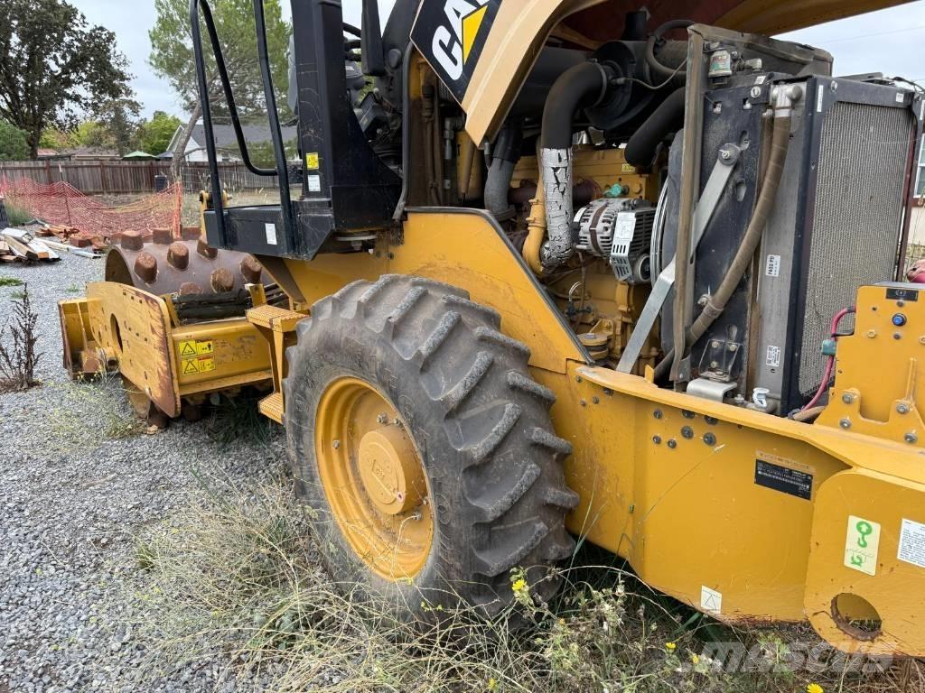 CAT CP 44 Cilindros Compactadores monocilíndricos