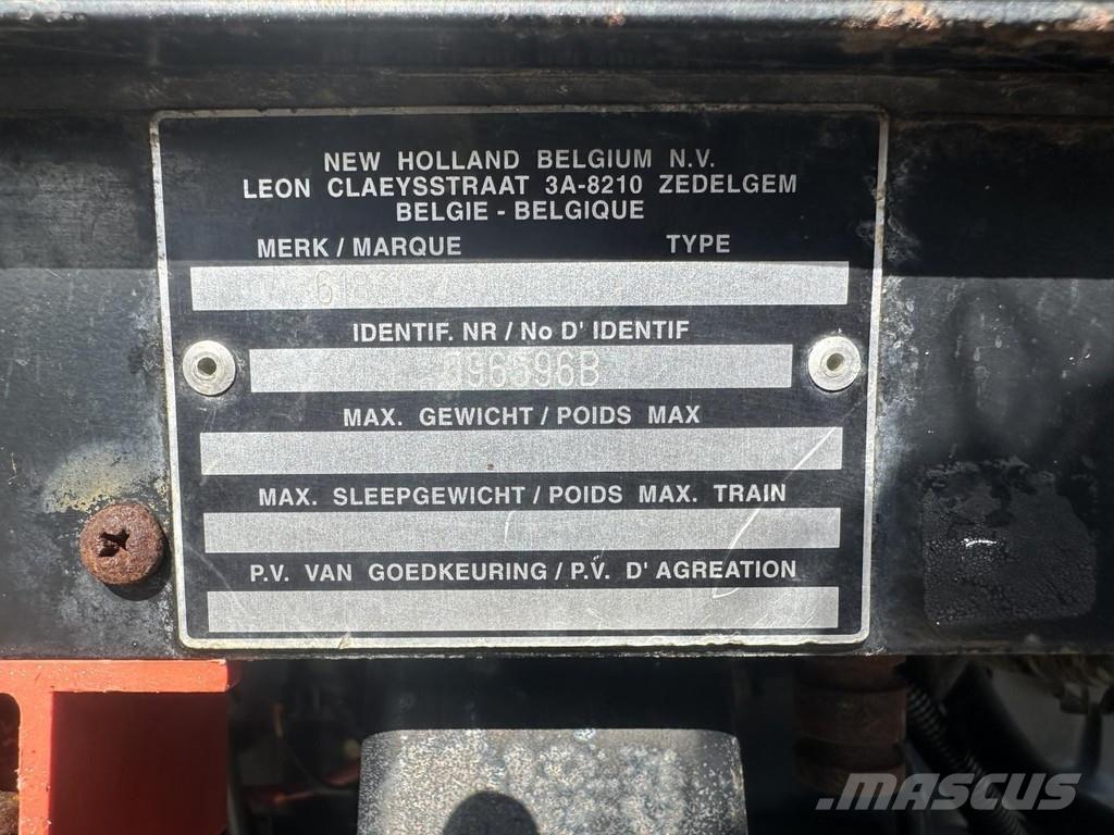 New Holland TS 90 Tratores Agrícolas usados