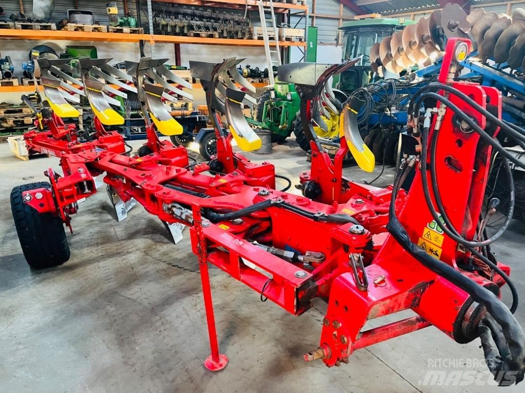 Pöttinger Servo 45 S Charruas reversíveis
