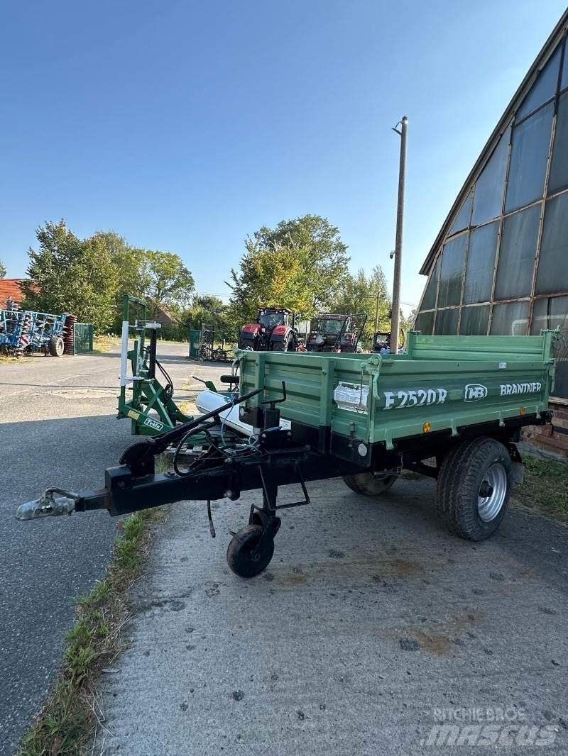 Brantner E 2520 Reboque de fardos
