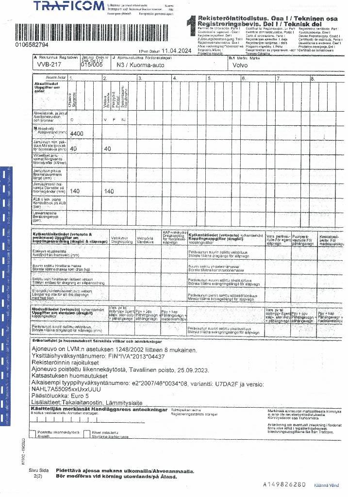 Volvo FL 240 Caminhões de caixa fechada