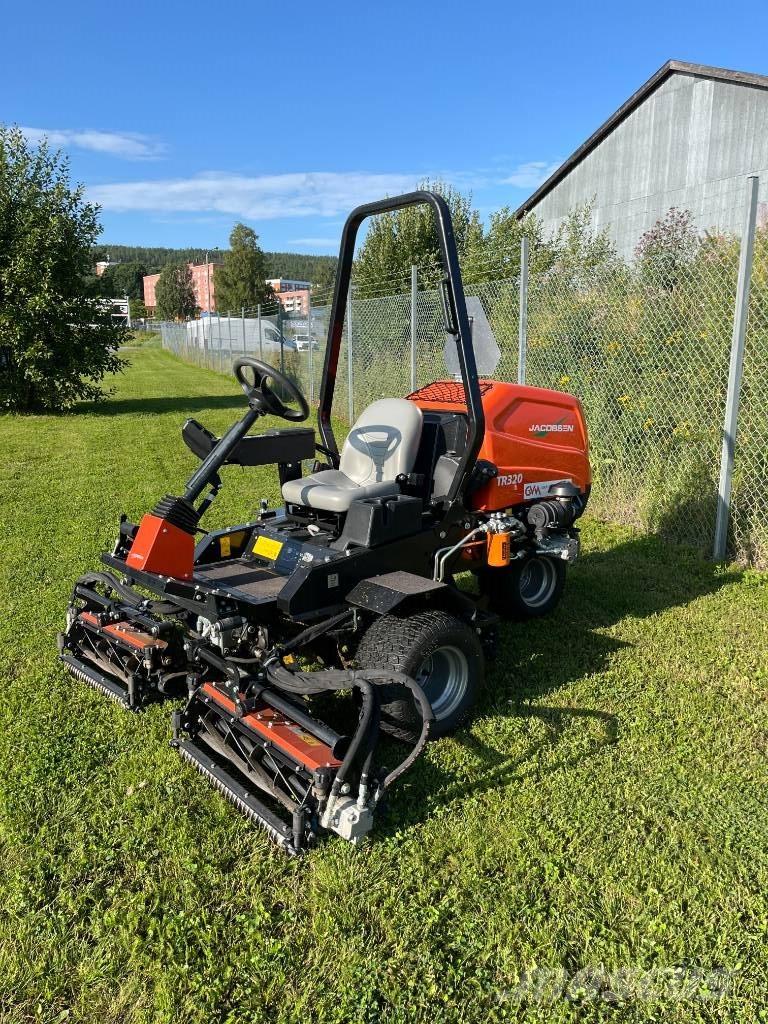 Jacobsen TR320 Corta-Relvas Greens