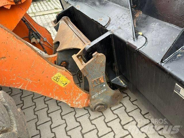 Hitachi ZW 150 Carregadeiras de rodas