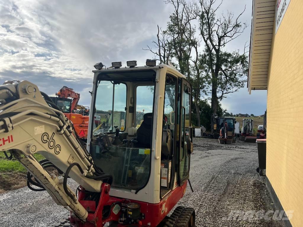 Takeuchi TB 225 Miniescavadeiras