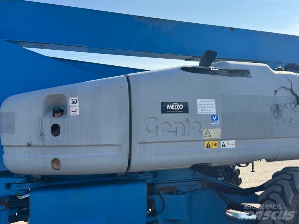 Genie 135/70 Elevadores braços articulados