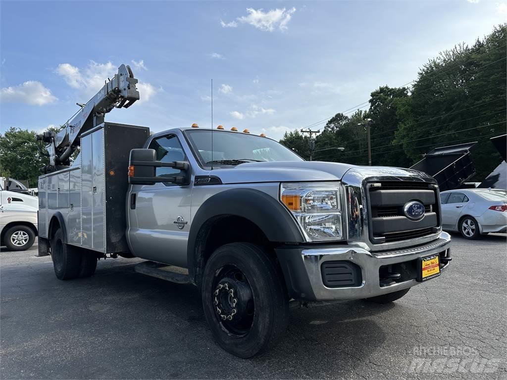Ford F550 Camiões Municipais / Uso Geral