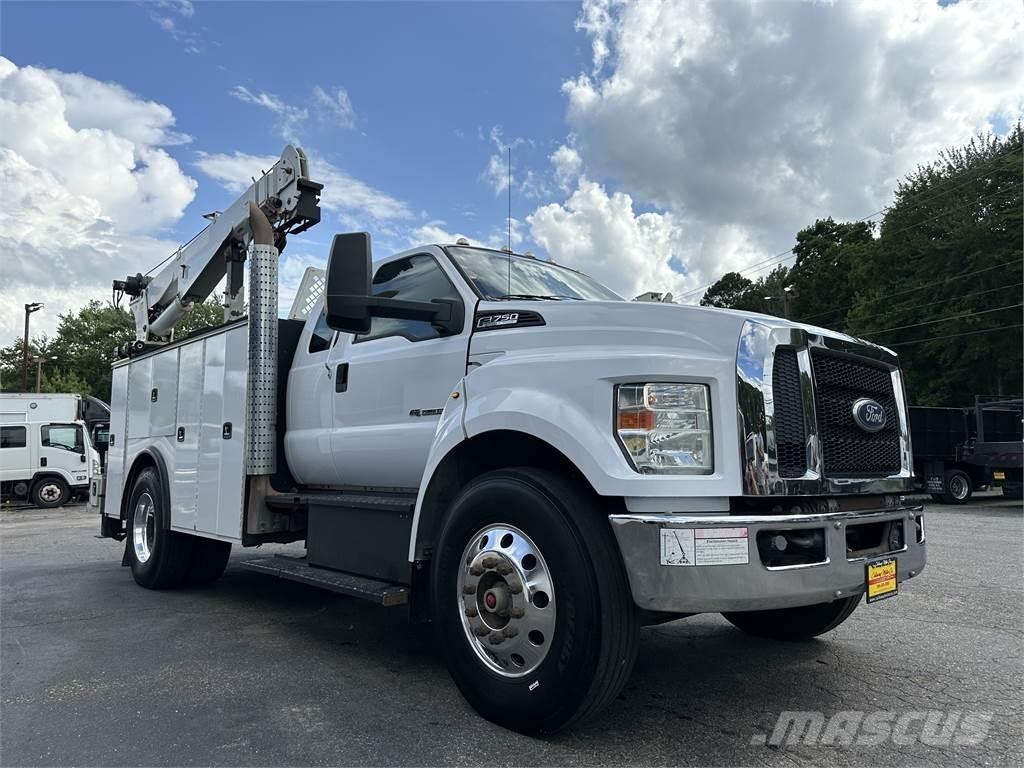 Ford F750 Camiões Municipais / Uso Geral