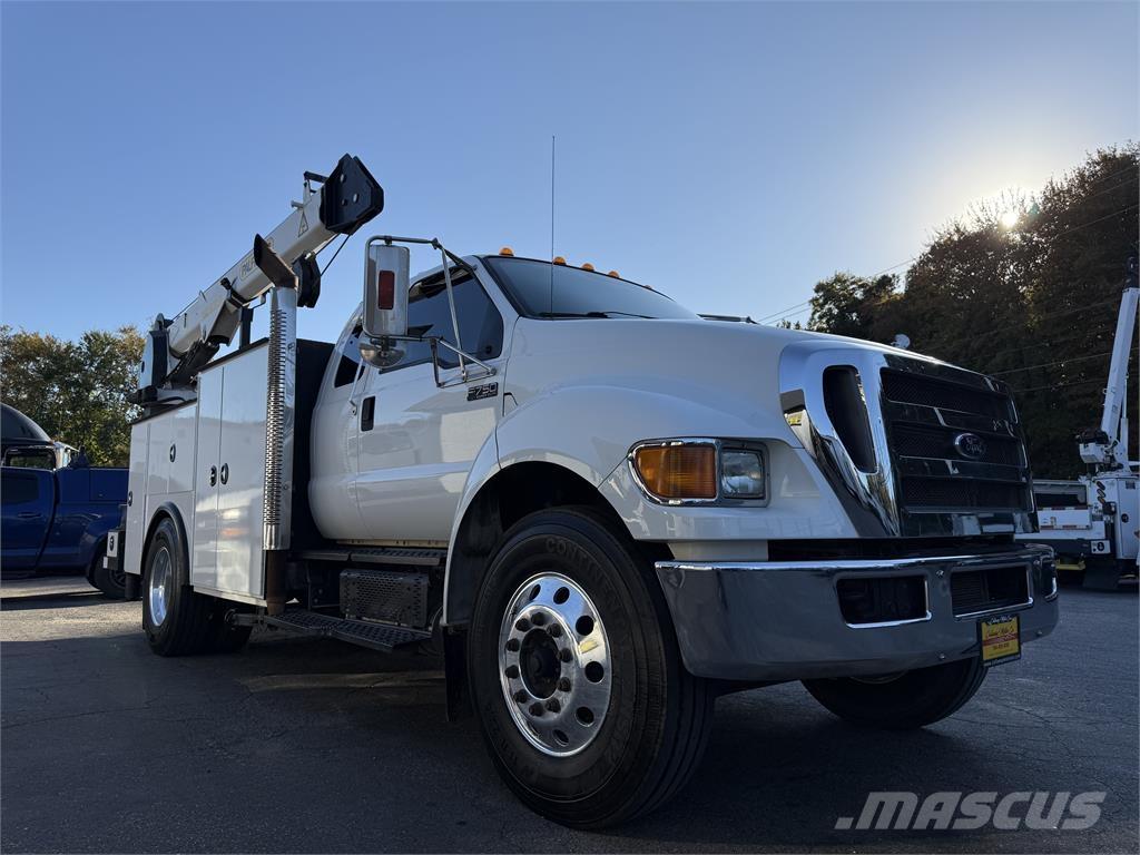Ford F750 Camiões Municipais / Uso Geral