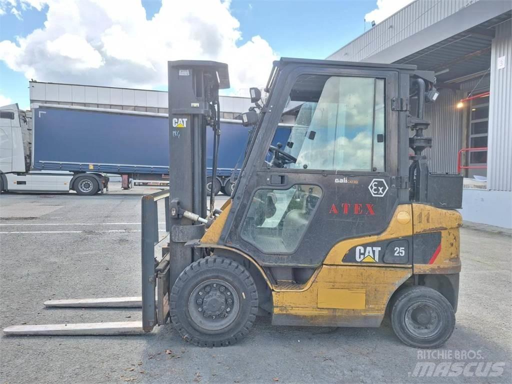 CAT DP25NT Empilhadores - Outros