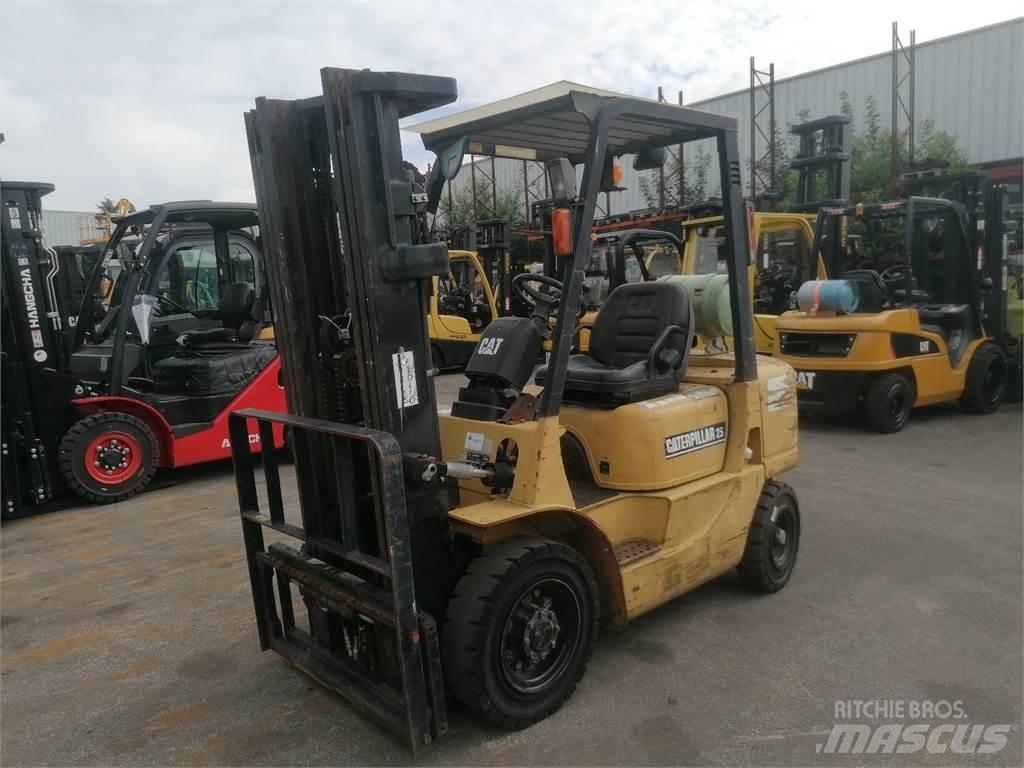 CAT GP25K Empilhadores - Outros