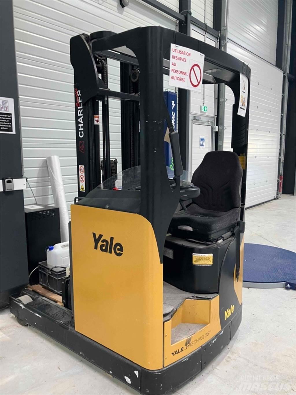 Yale MR14 Empilhadores Elevadores
