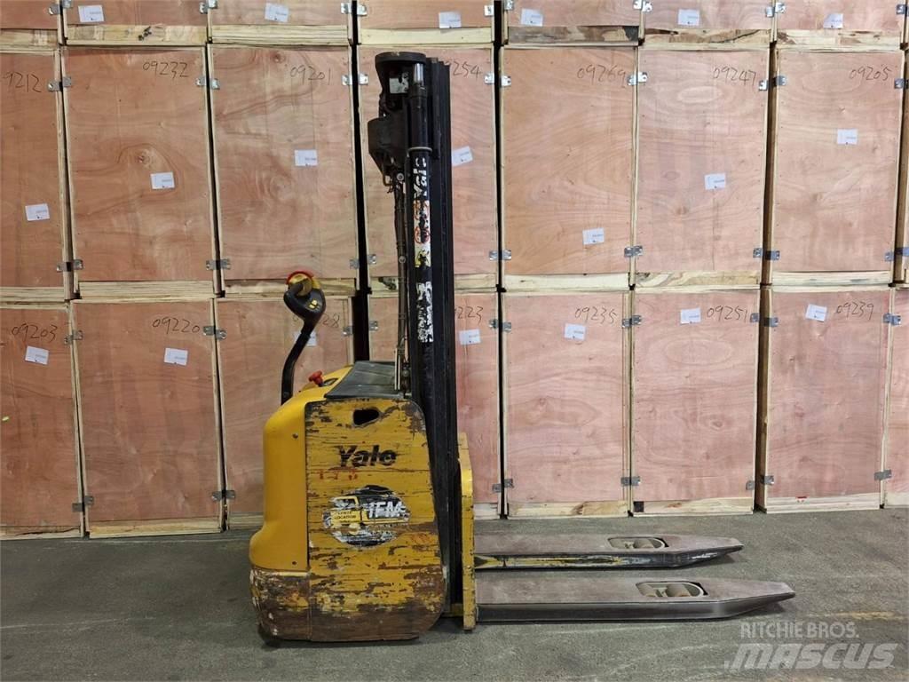 Yale MS14 Empilhador para operador externo