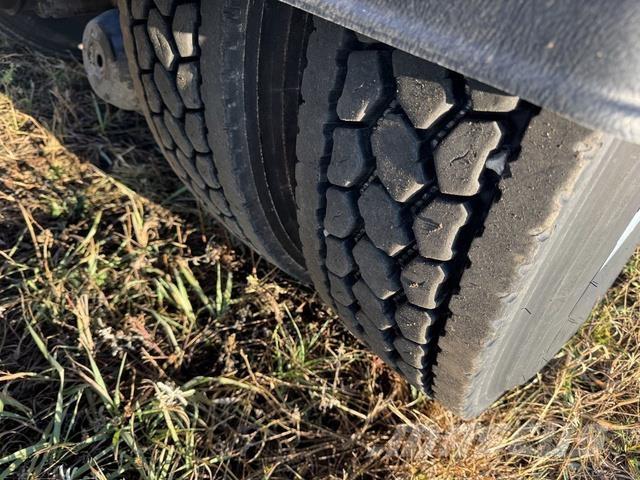 Kenworth T800 Outros