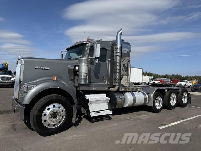 Kenworth W900 Outros