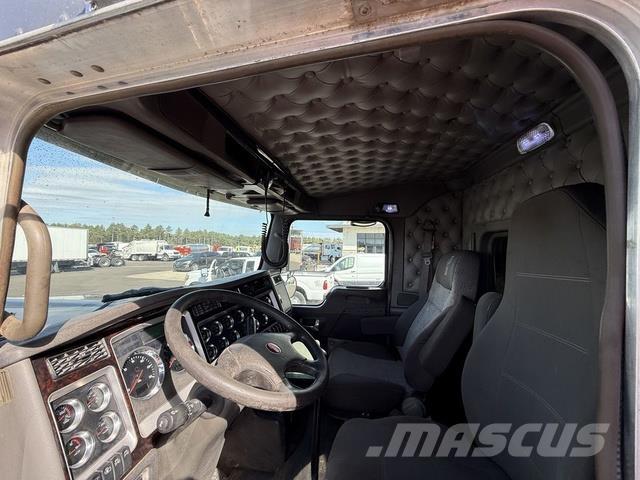 Kenworth W900 Outros