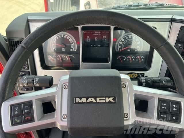 Mack ANTHEM Outros
