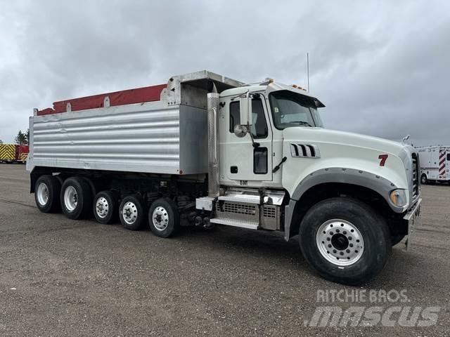 Mack GRANITE Outros