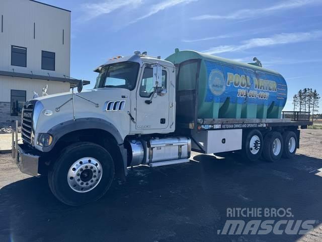 Mack GRANITE Outros