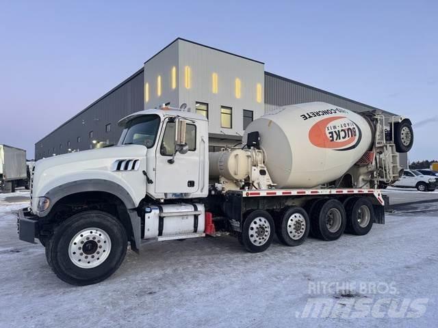 Mack GRANITE Outros