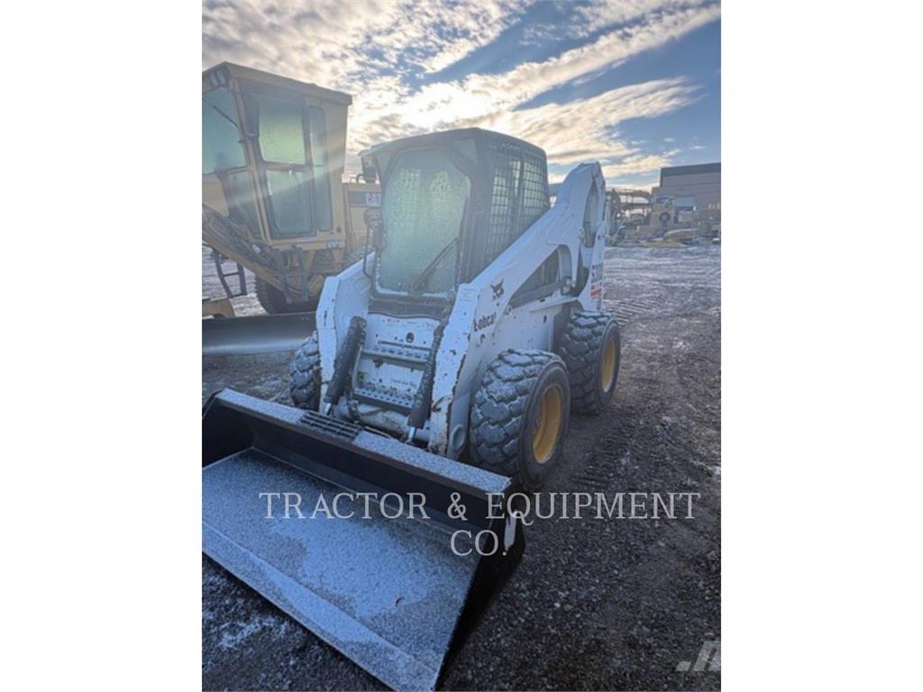 Bobcat S300 Minicarregadeiras