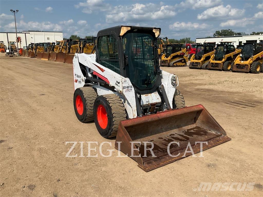 Bobcat S550_US Minicarregadeiras