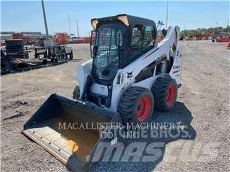 Bobcat S590 Minicarregadeiras