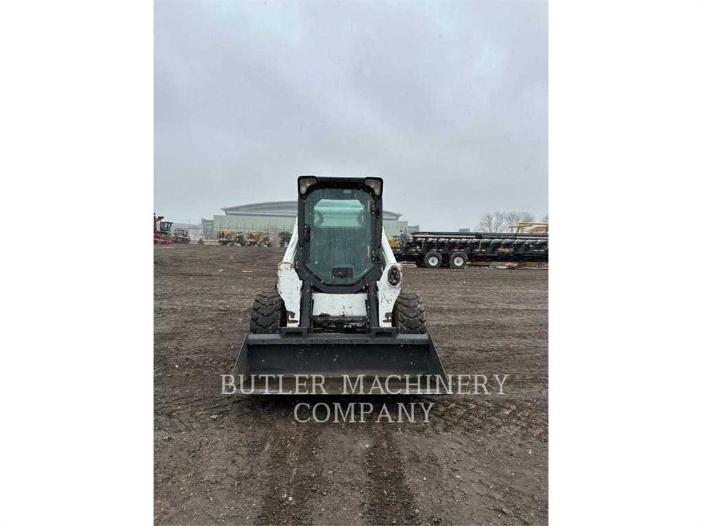 Bobcat S750 Minicarregadeiras