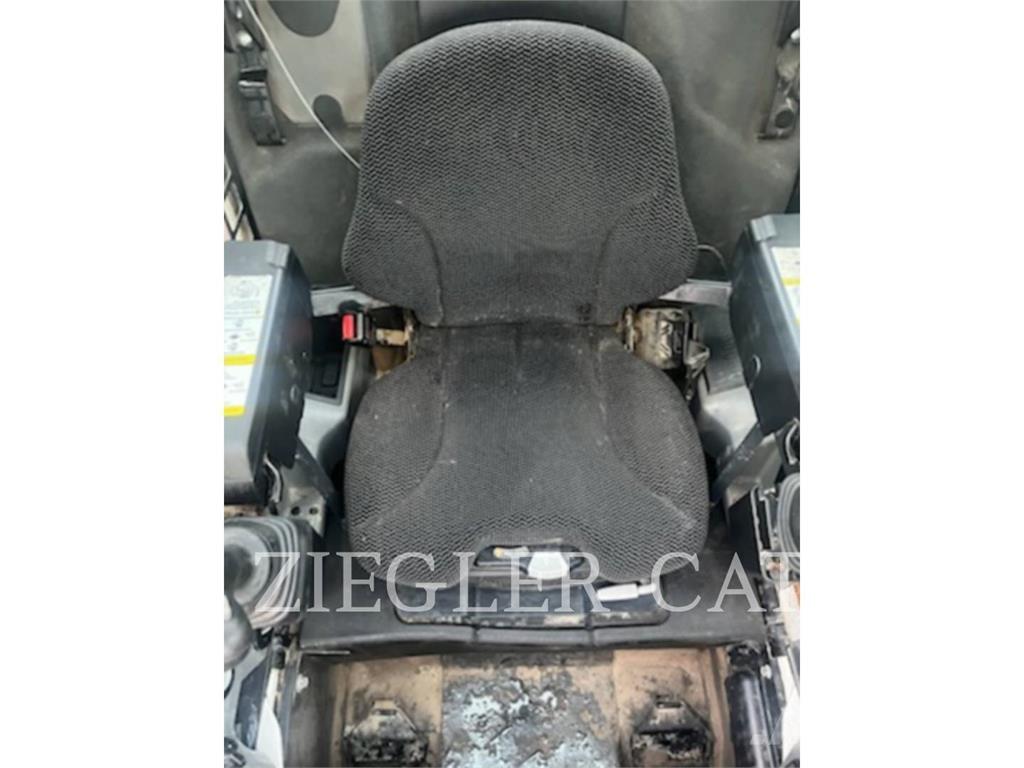 Bobcat T770 Carregadoras de lagartas