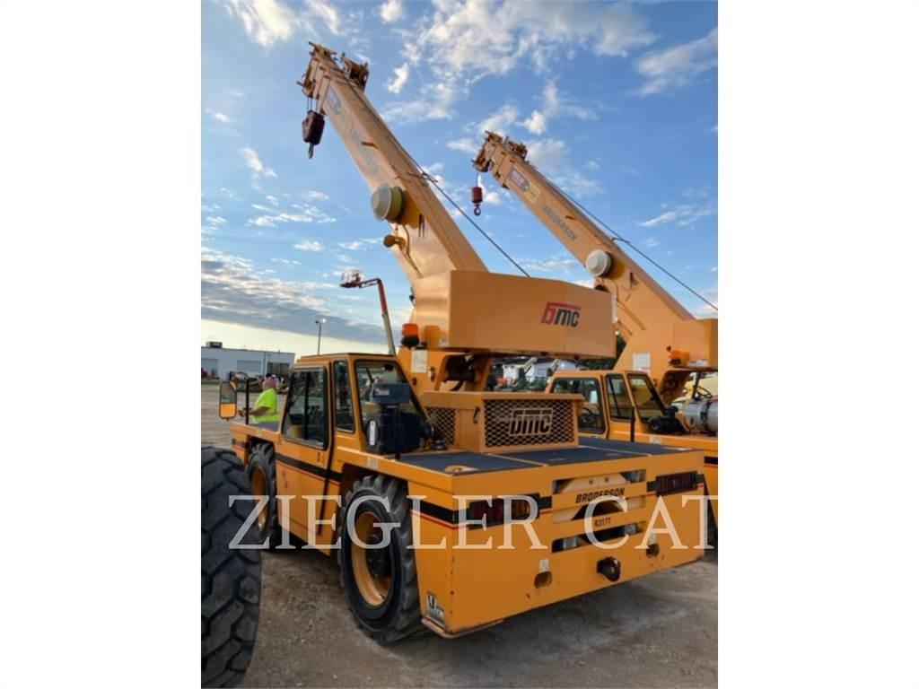 Broderson CRANE IC2003H Gruas Todo terreno