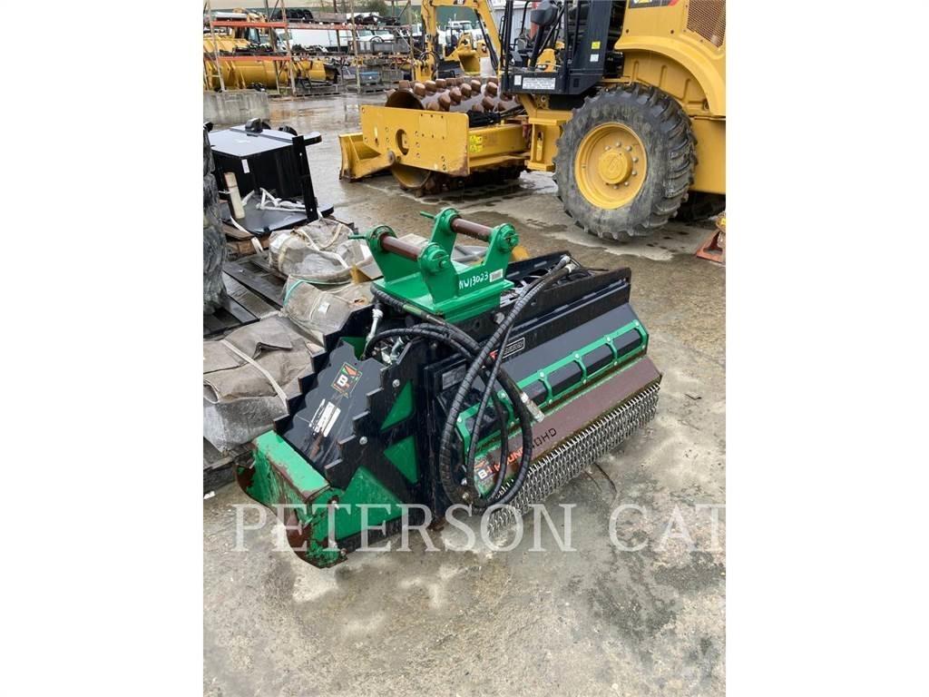  BRUSH HOUND 40EX-HD Trituradoras florestais