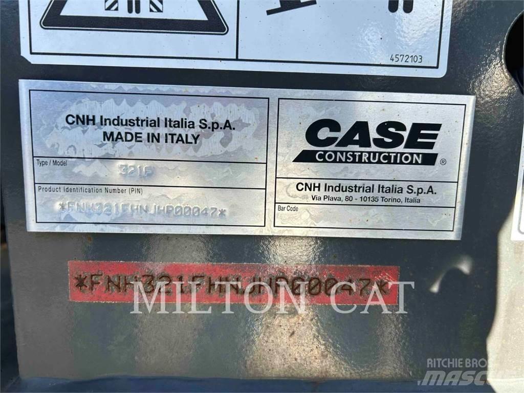 CASE 321F Mini carregadoras