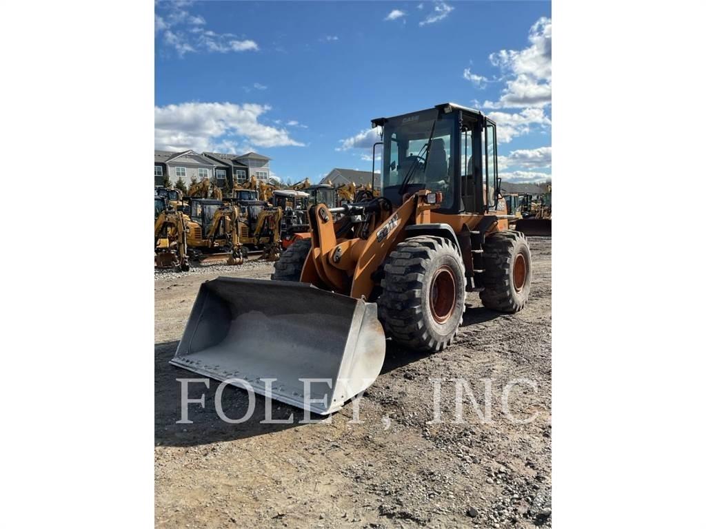 CASE 521F Carregadeiras de rodas