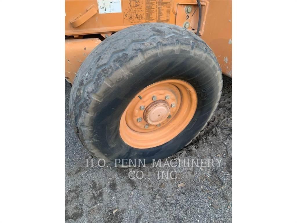 CASE 580SN Retroescavadeiras