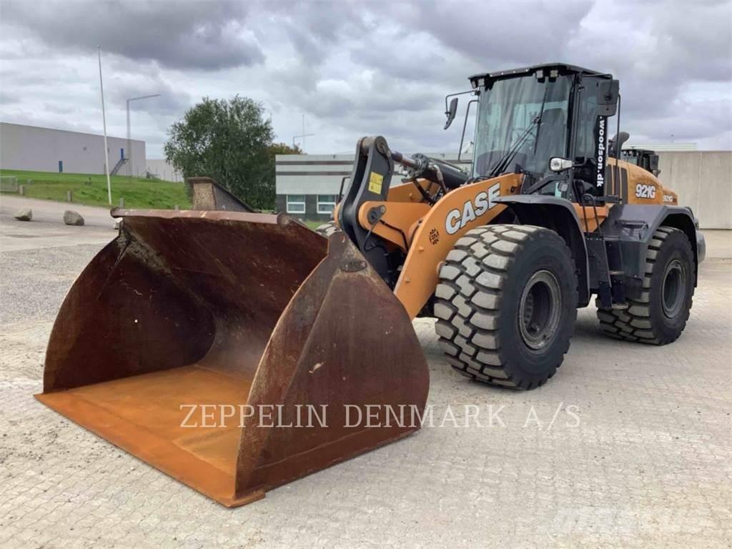 CASE 921G Carregadeiras de rodas