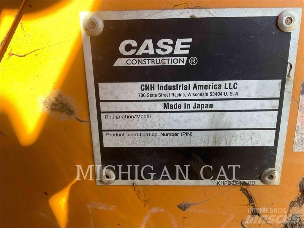 CASE CX235 Escavadeiras de esteiras