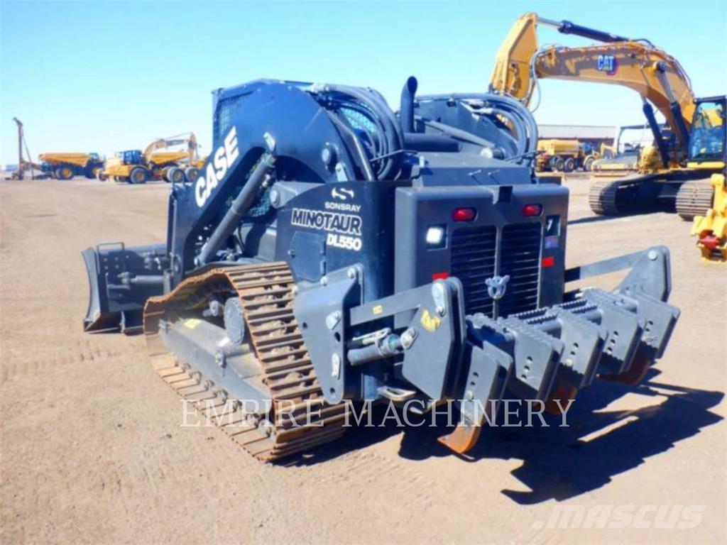 CASE DL550 Minicarregadeiras