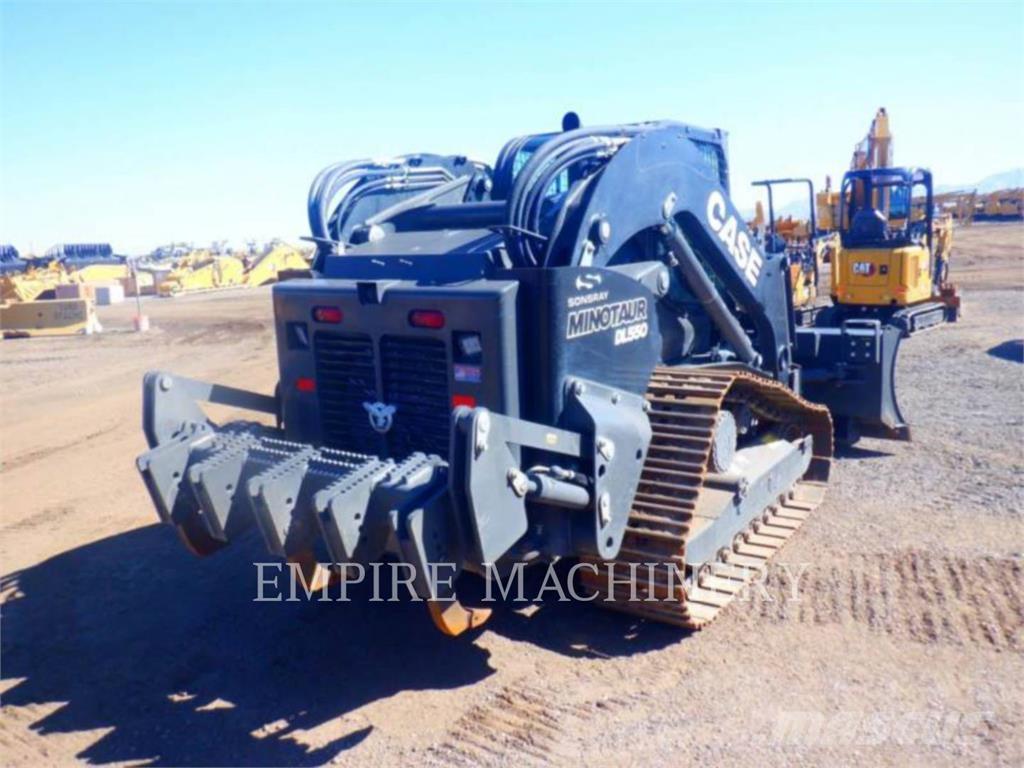 CASE DL550 Minicarregadeiras