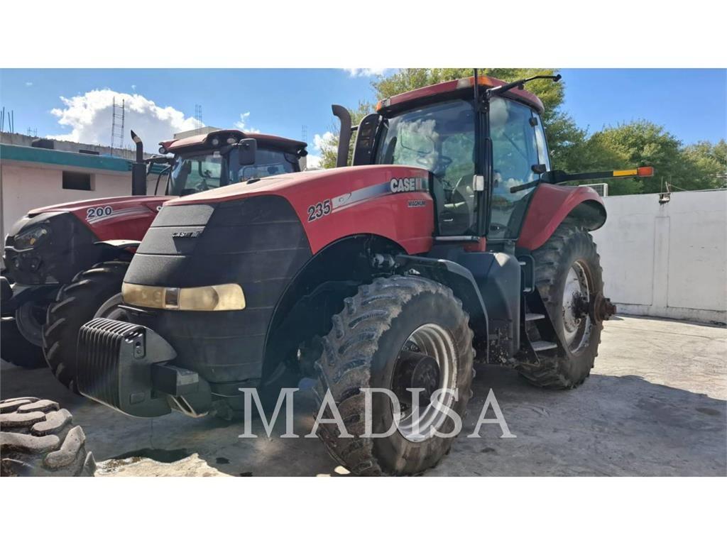 CASE MX 235 MFD Tratores Agrícolas usados