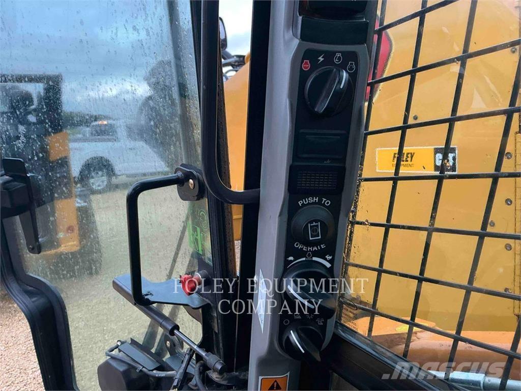 CASE SV280B Minicarregadeiras