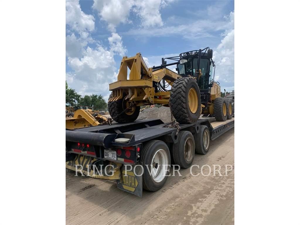 CAT 120 JOY Motoniveladoras