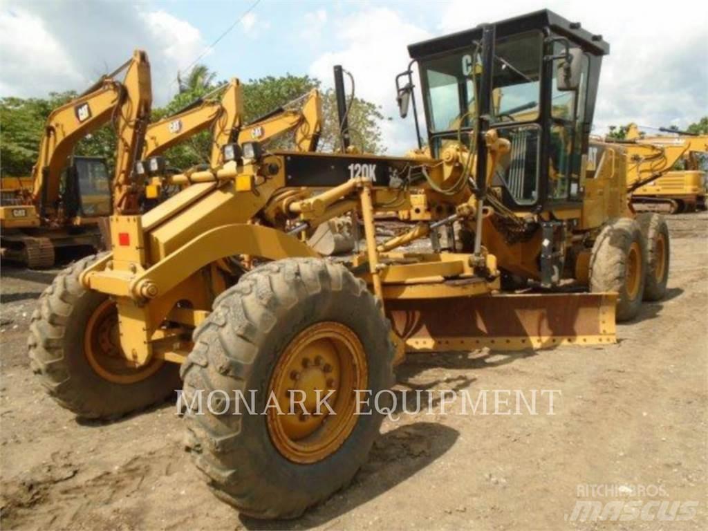 CAT 120K Motoniveladoras
