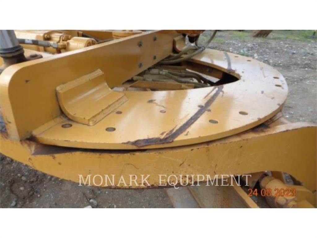 CAT 120K Motoniveladoras