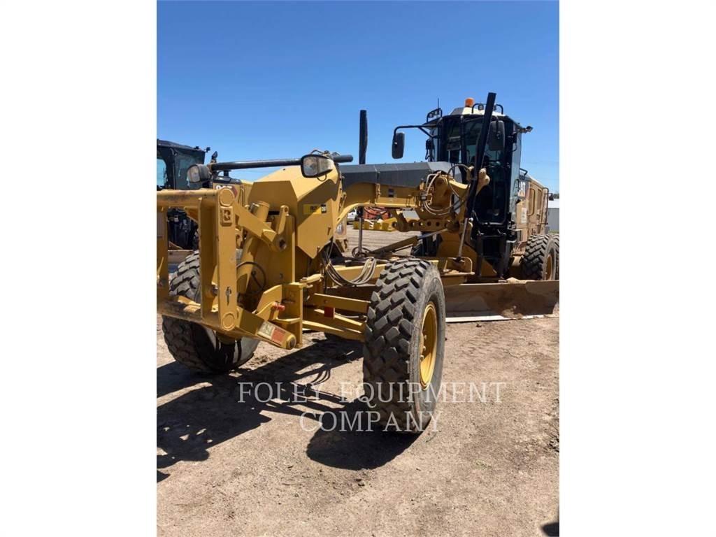 CAT 12M2 Motoniveladoras