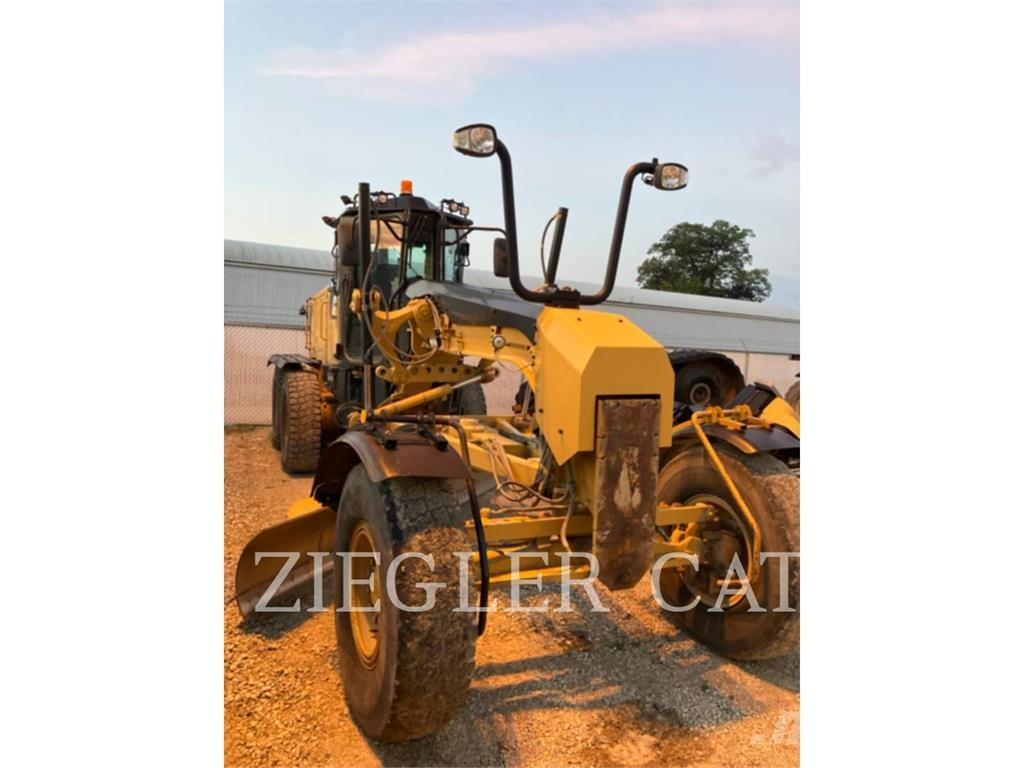 CAT 12M2 Motoniveladoras