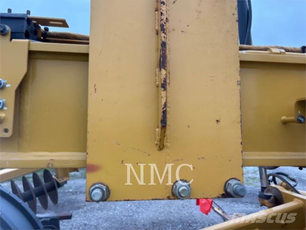 CAT 12M2 Motoniveladoras