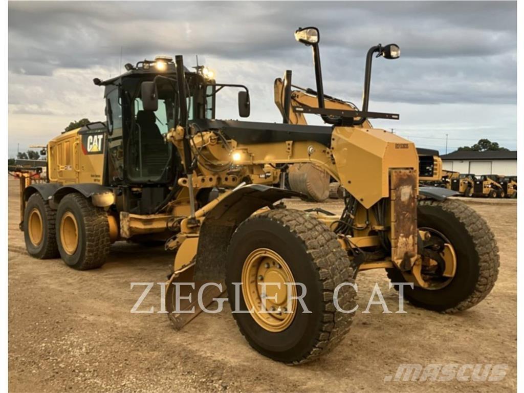 CAT 12M2AWD Motoniveladoras